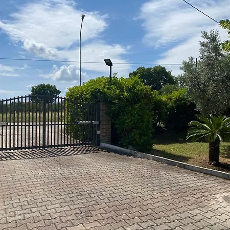 Alive Abruzzo, Dog Friendly ベッド・アンド・ブレックファスト